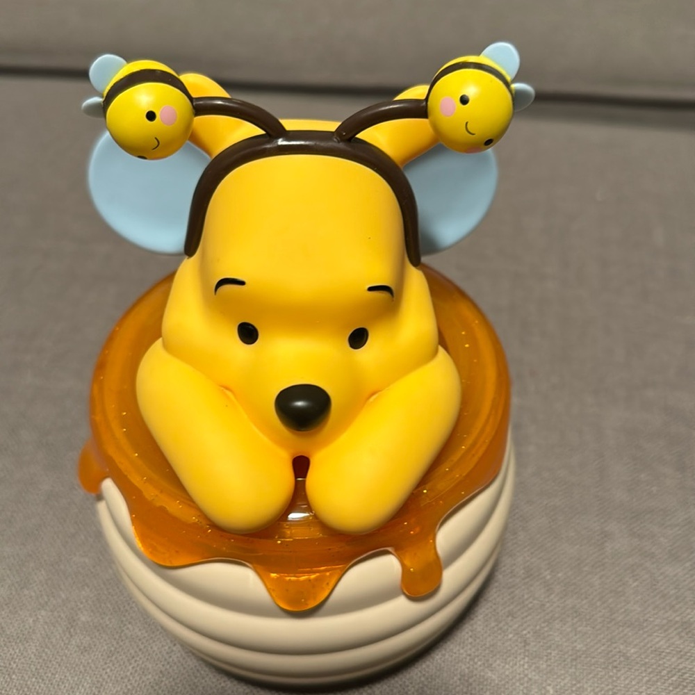 Shanghai Disney Winnie the Pooh sipper. New